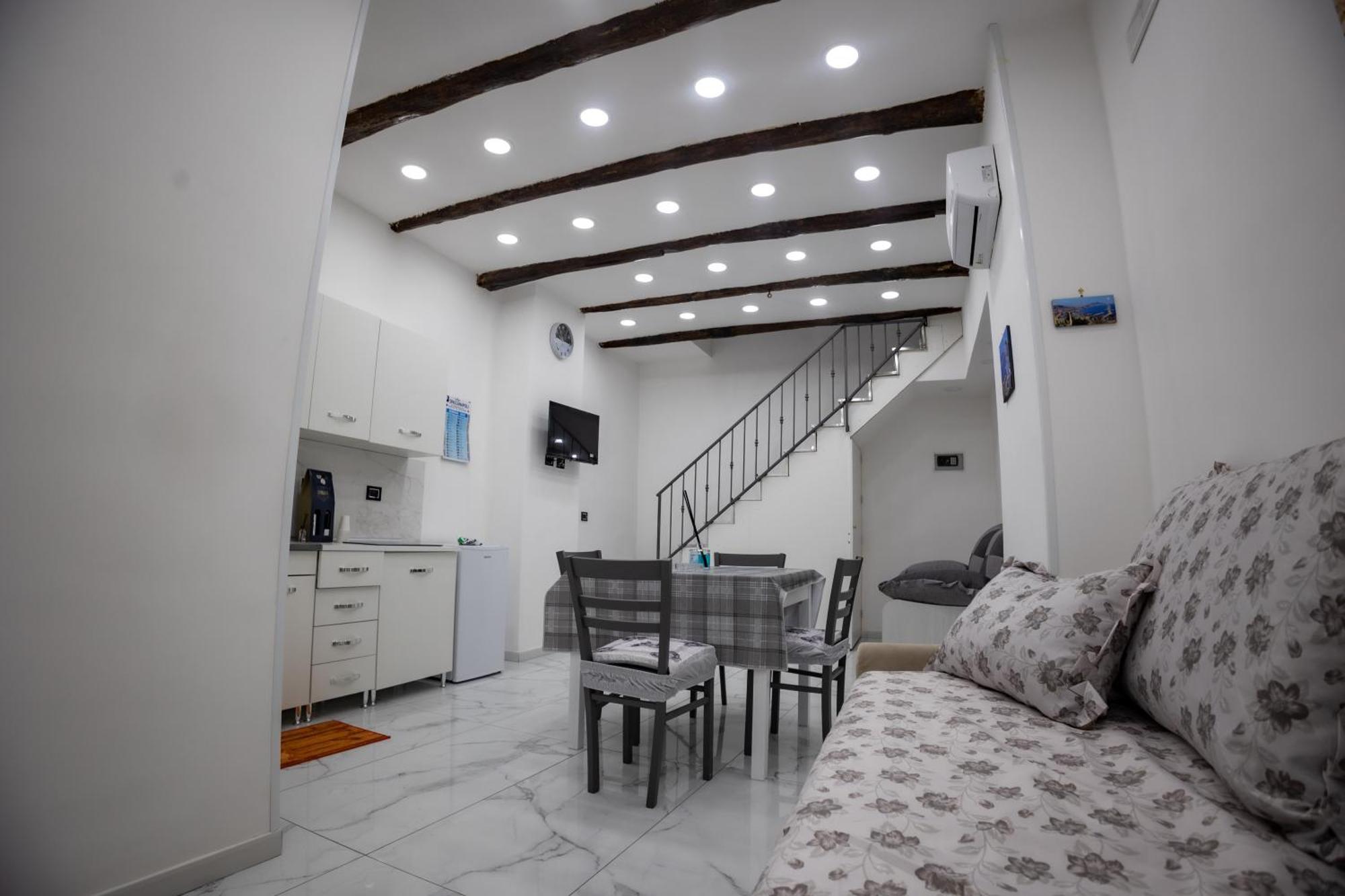Royal Spaccanapoli Daire Dış mekan fotoğraf