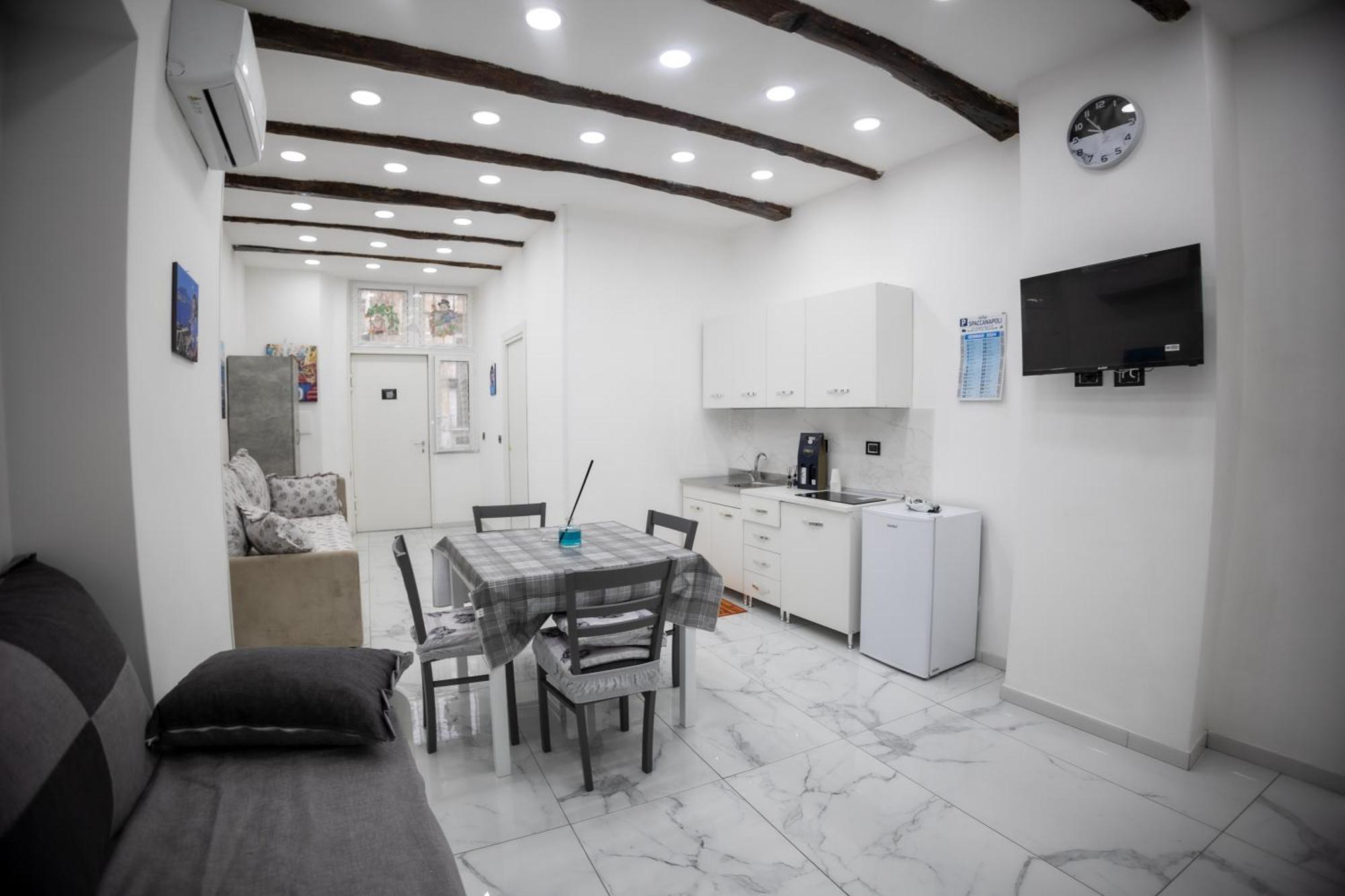 Royal Spaccanapoli Daire Dış mekan fotoğraf